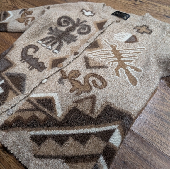 100% Alpaca La Vicunita Cardigan Made in Peru AZTEK - Picture 2 of 6